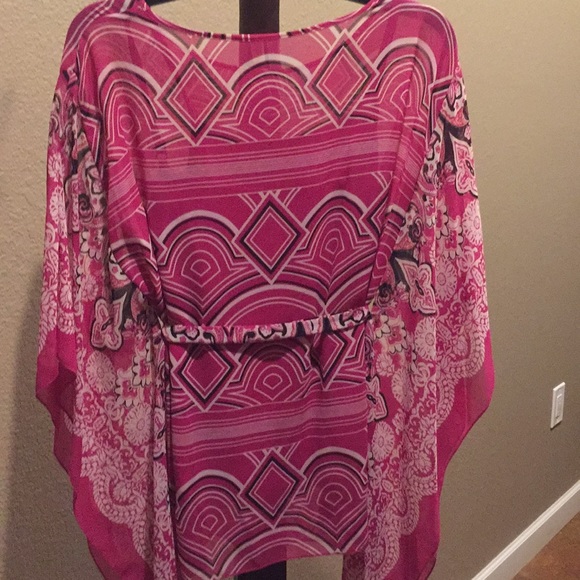 Top - Picture 2 of 2